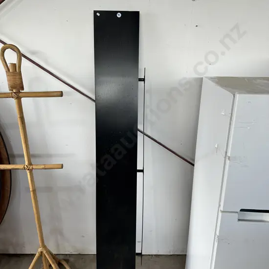 wall mounted shelf