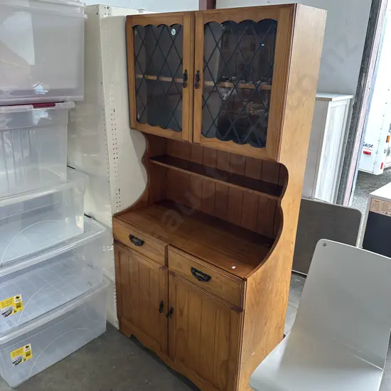 hutch dresser