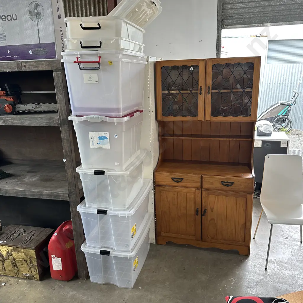 plastic storage bins Image 1++