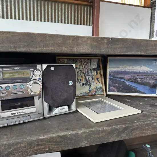 stereo and pictures