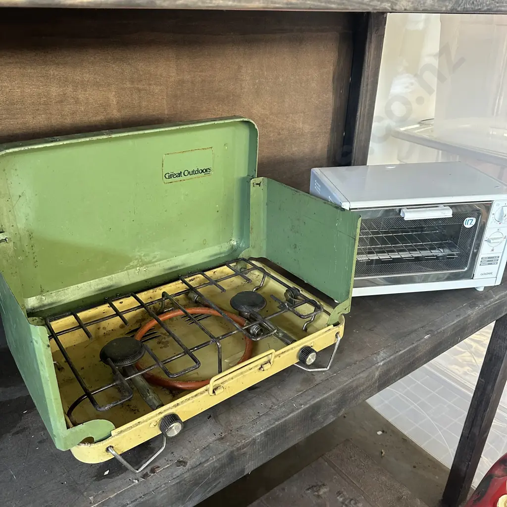 Gas cooker and bench top cooker Image 1++