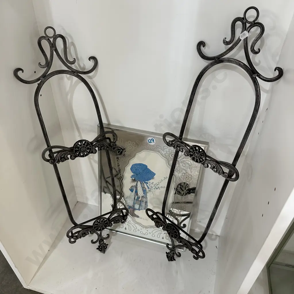 metal plate hangers and picture Image 1++