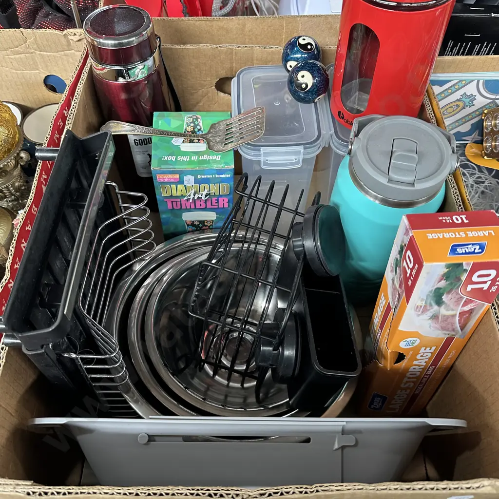 Box lot of new items and s/s mixing bowls etc. Image 1++