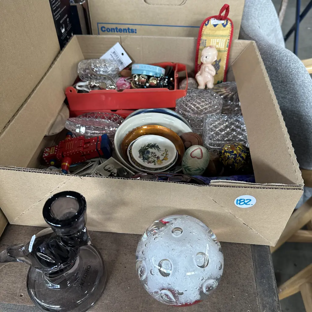 Box lot of collectables including art glass. Image 1++