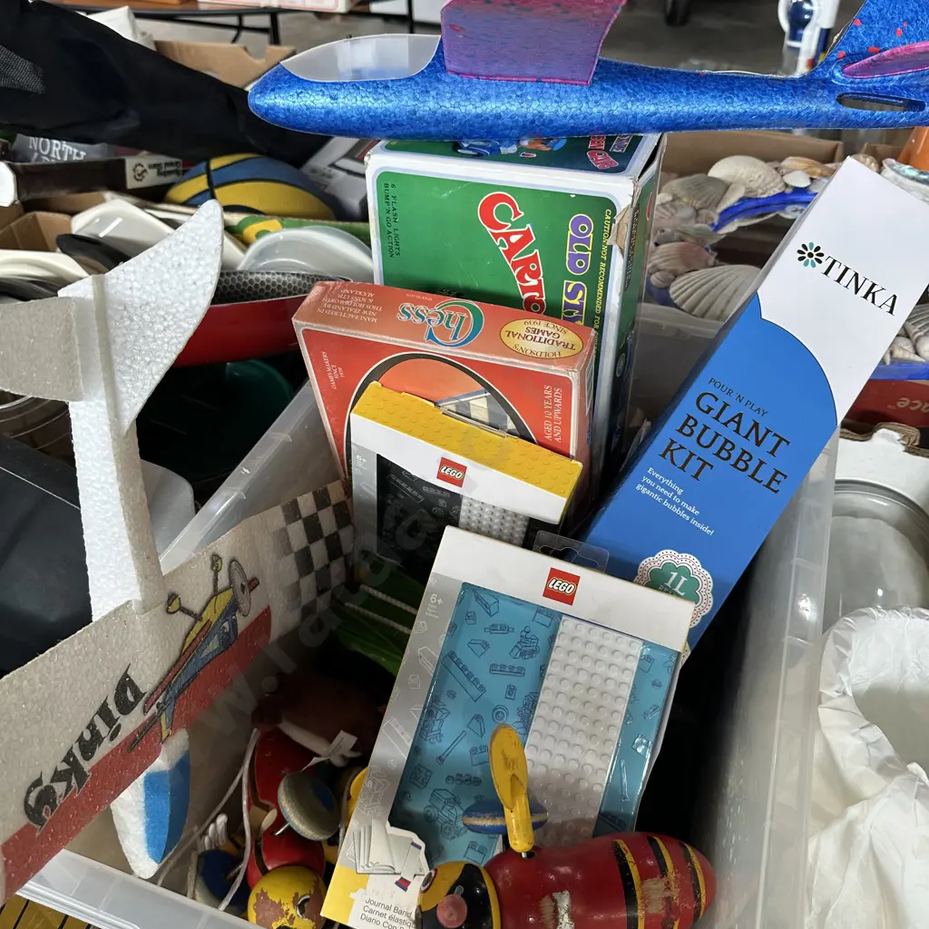 Bin of vintage toys including Chess, buzzy bees and Lego notebook etc. Image 1++