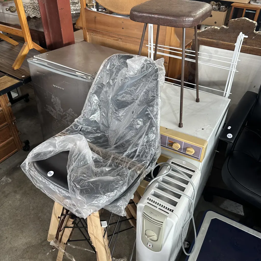 drier, heater, chairs etc Image 1++