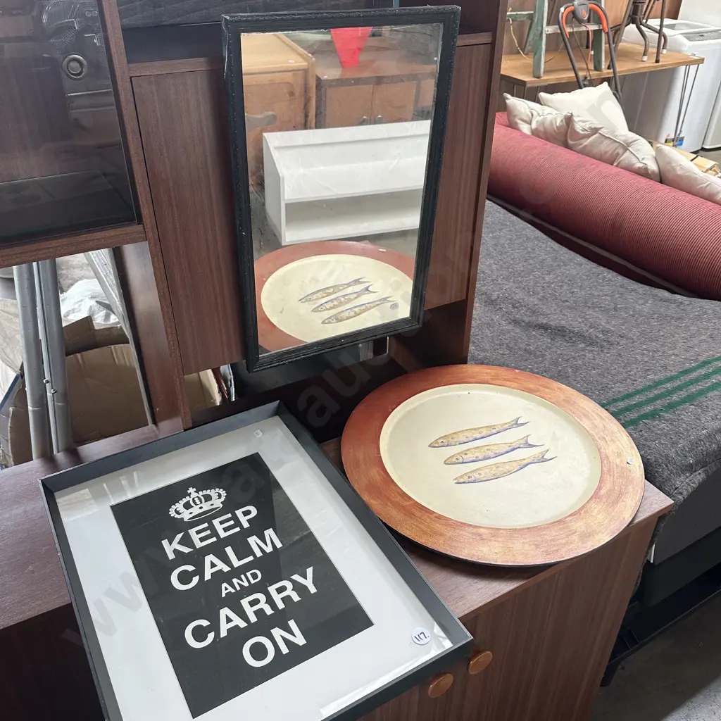 Mirror, fish platter and Keep Calm picture. Image 1++