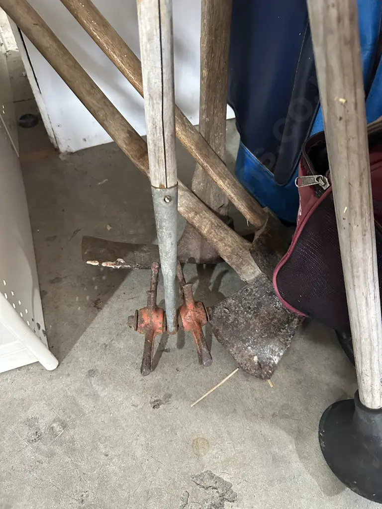 grubber, axes, plunger and tiller Image 1++