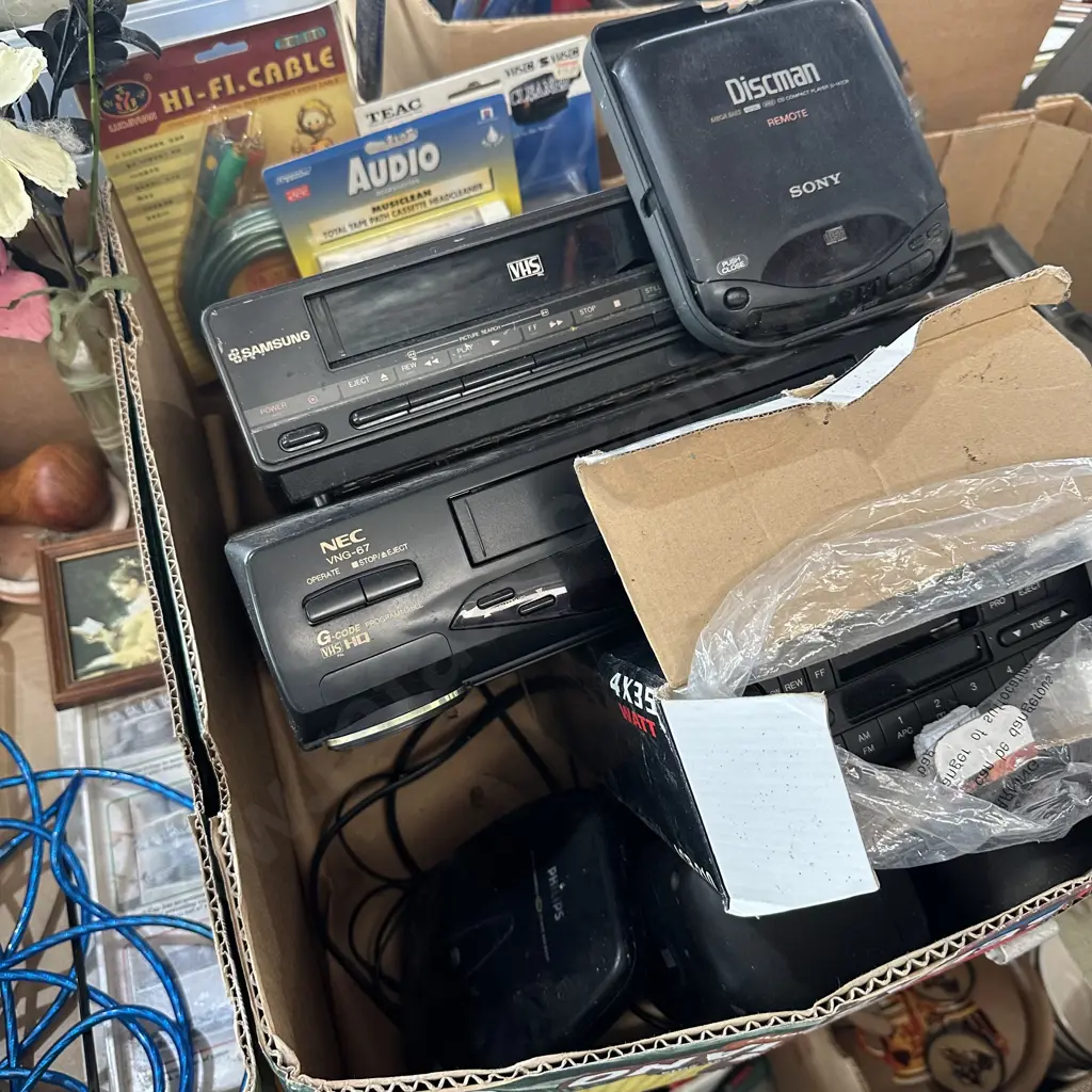 VCR players, car stereo and Diskman etc. Image 1++