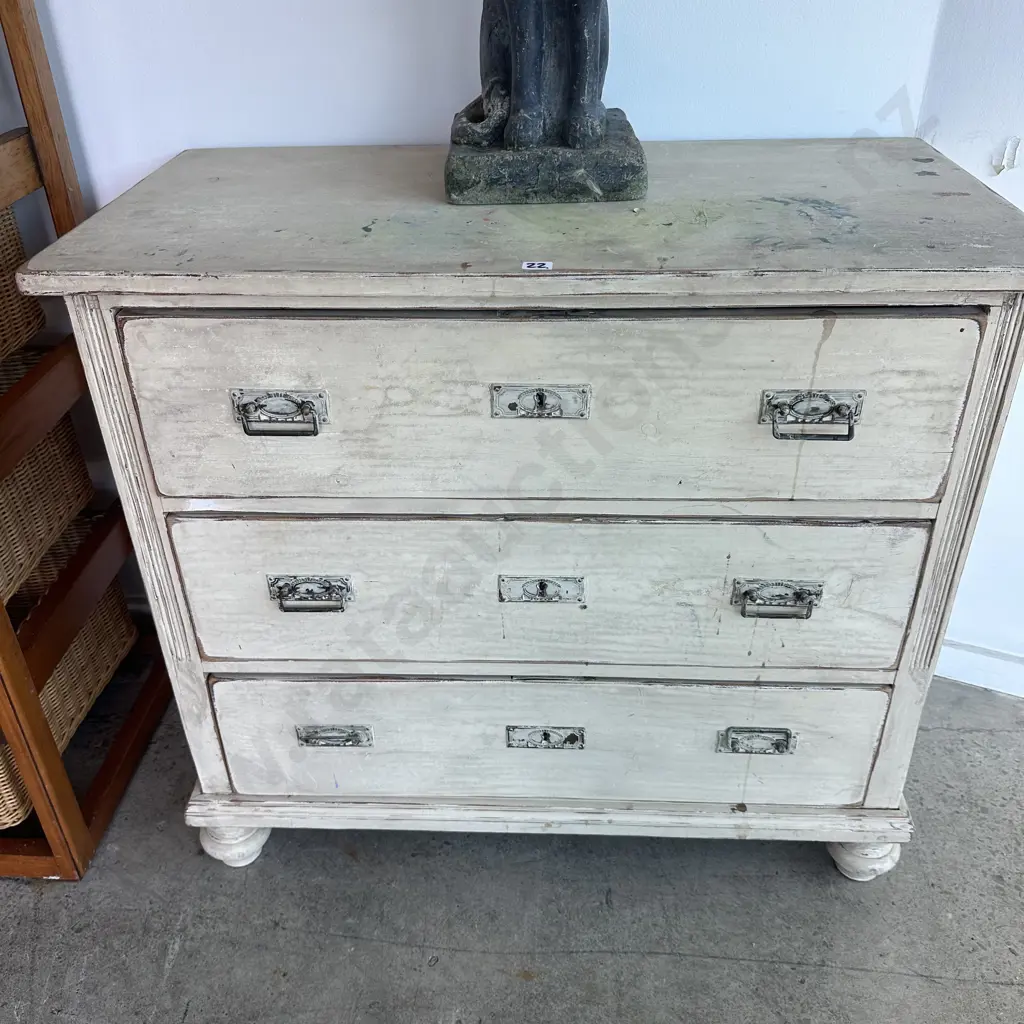 Baltic Pine painted chest 850mm wide Image 1++