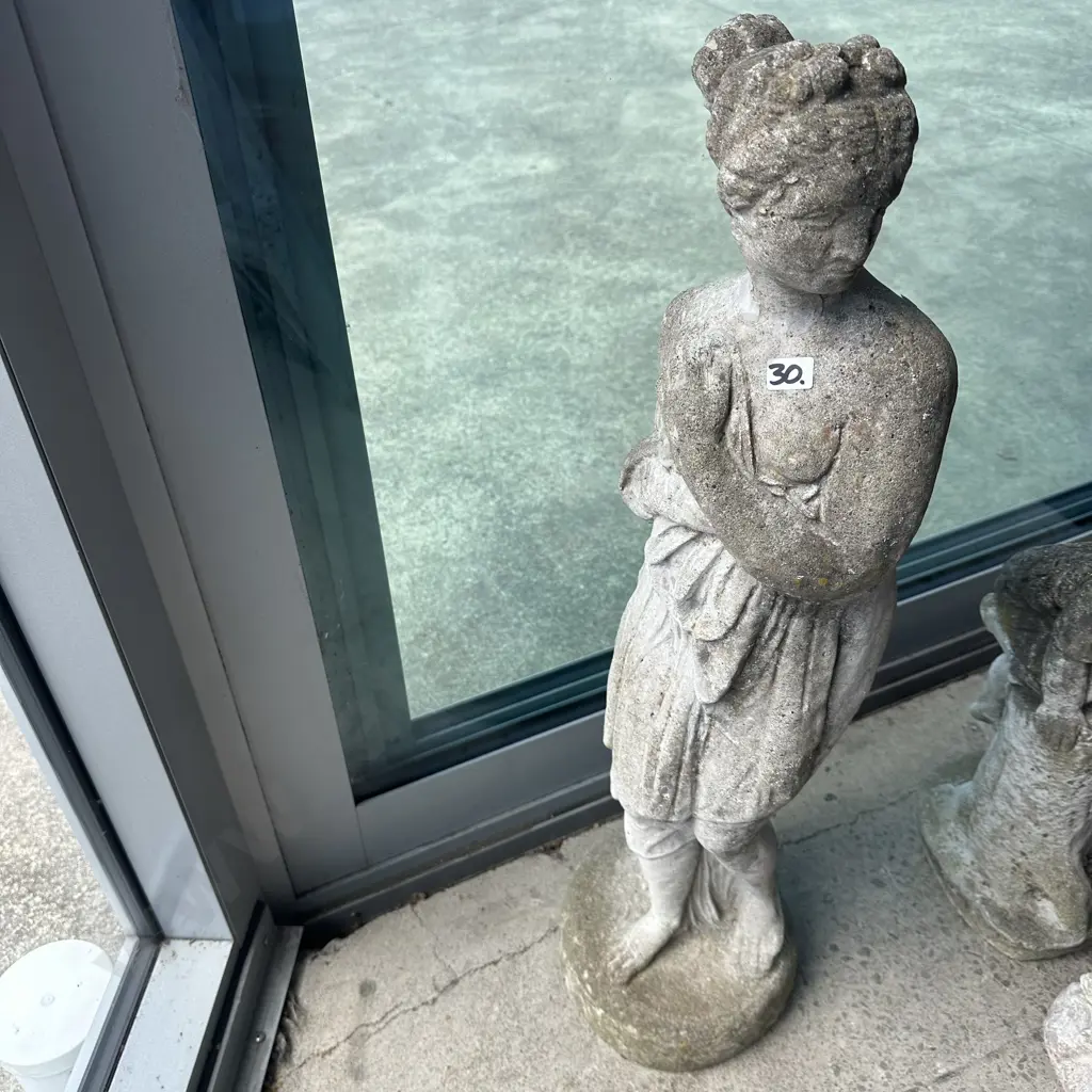 concrete garden statue 820mm Image 1++