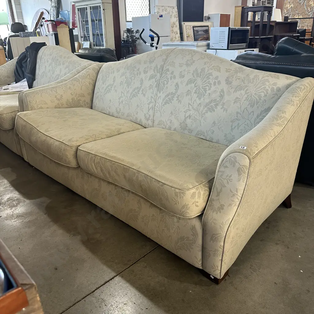 Pr of large David Shaw sofas Image 1++