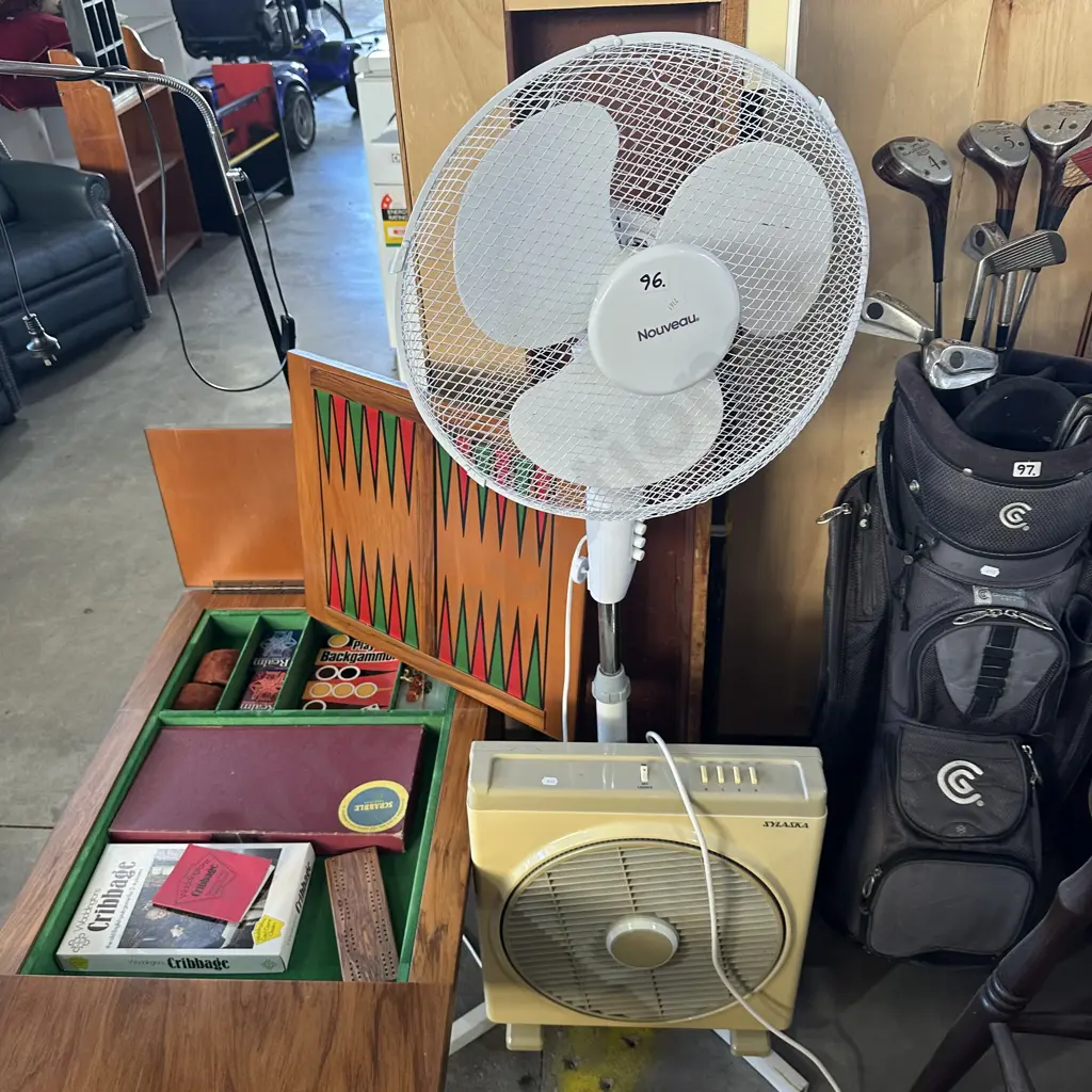 floor and standing fans Image 1++