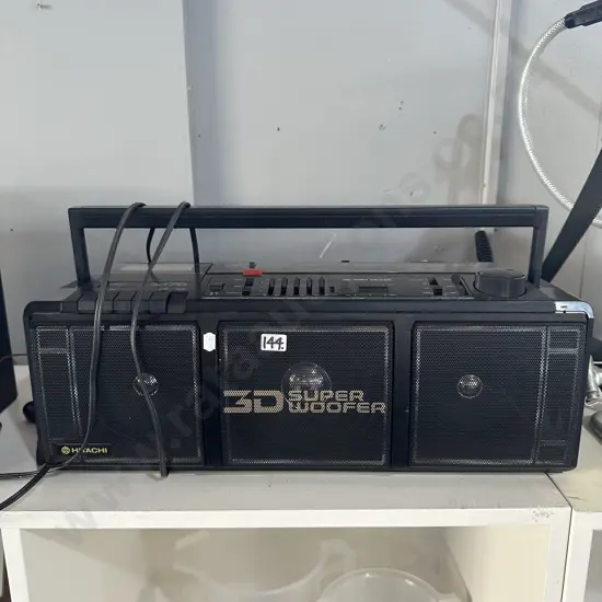 vintage Hitachi cassette deck
