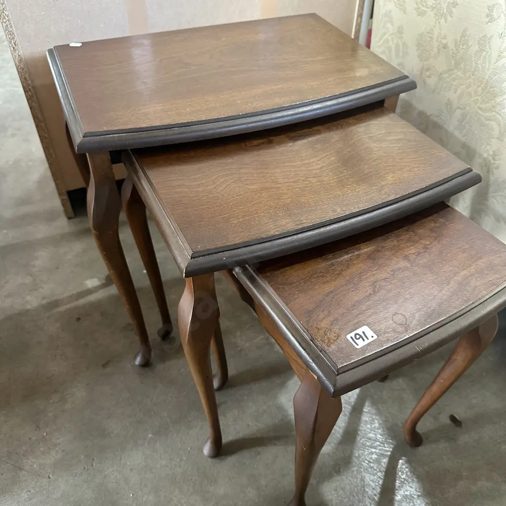 nest 3 tables Image 1++
