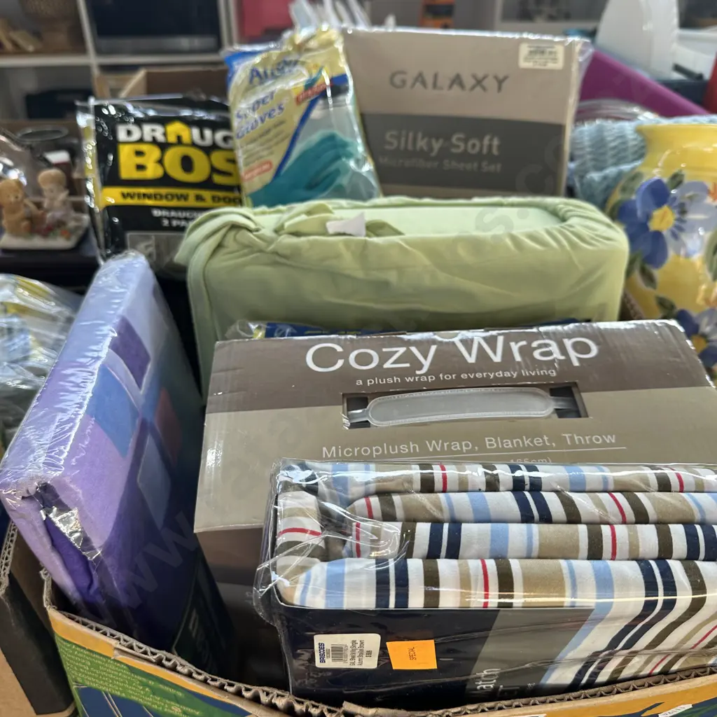 New Microfiber sheet sets including Queen, king single and single, blanket plus new cleaning and draught stop products. Image 1++