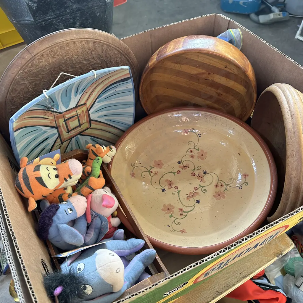 Box lot soft toys, wooden bowls and pottery bowl etc. Image 1++