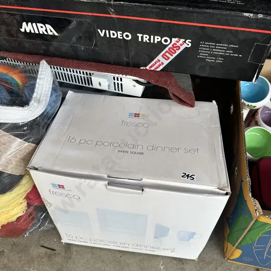 New Fresco dinner set plus video tripod.